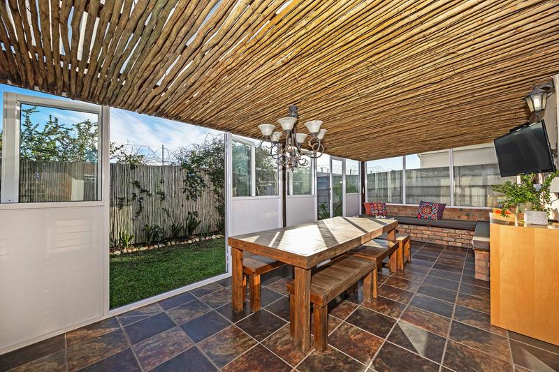 3 Bedroom Property for Sale in Sonstraal Heights Western Cape